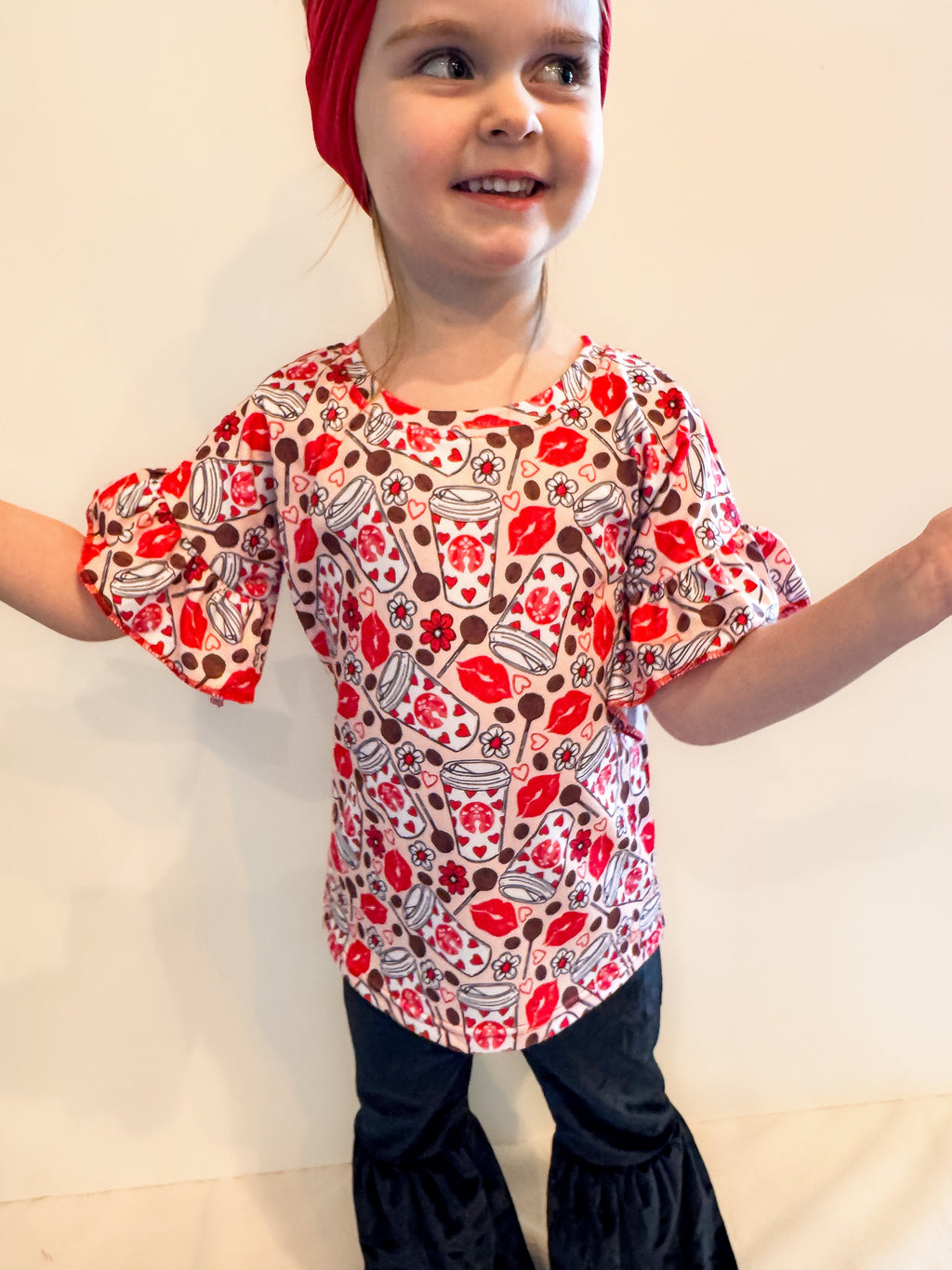 Coffee and cake pops ruffle top