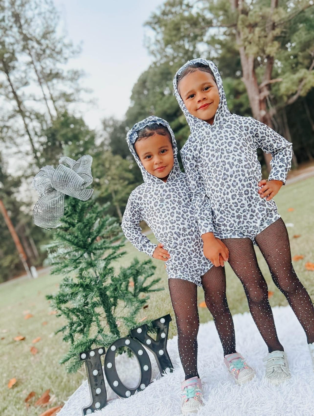 Snow leopard Ribbed Hooded romper