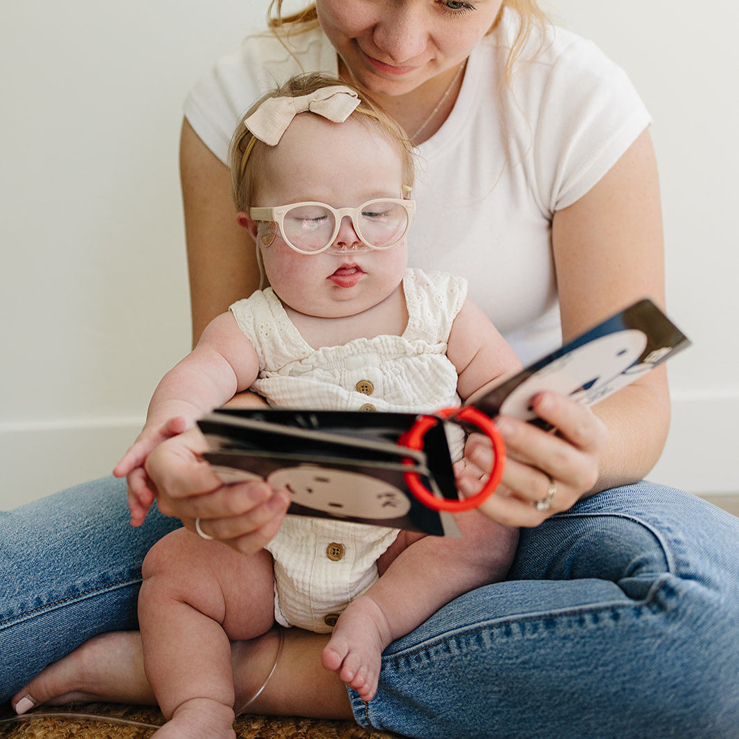 The Original, High Contrast (Black, White, Red) Flashcards for Baby