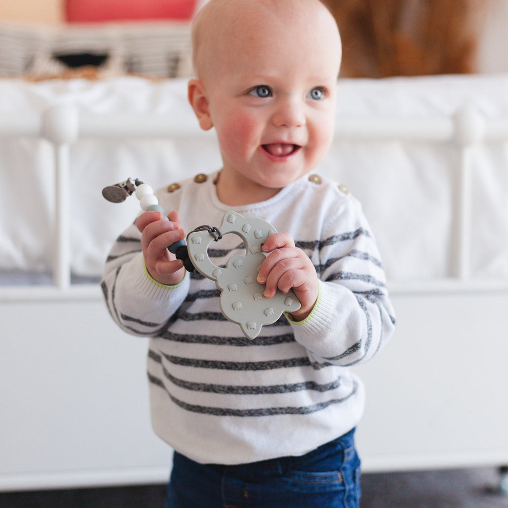 Raccoon Teether Set // Gray