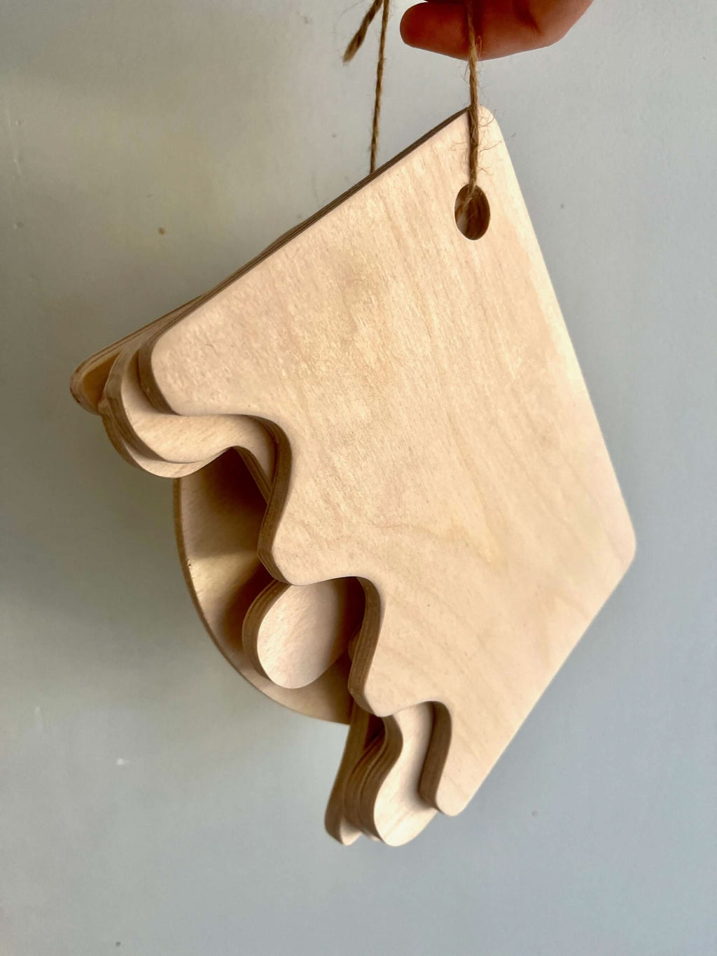 Montessori Wooden Shovel Set: Eco-Friendly Play for Kids