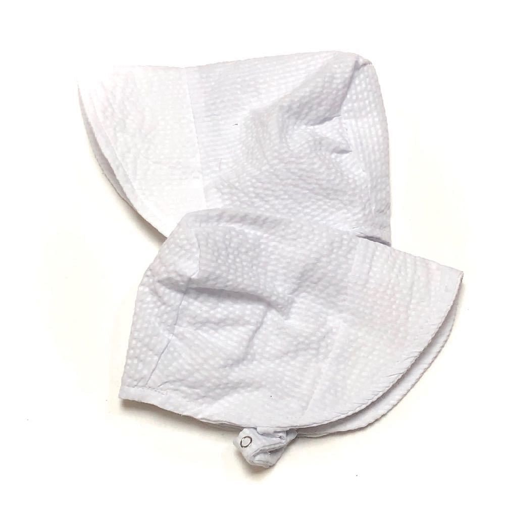 Bonnet in Cape Cod Seersucker white