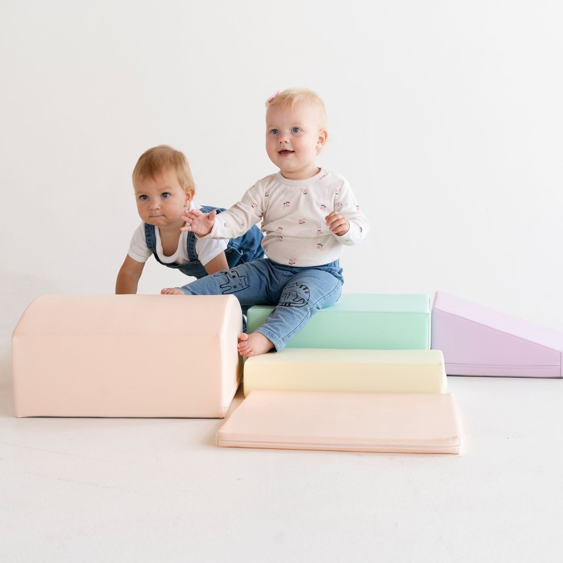 Soft Play Set - Little Crawler