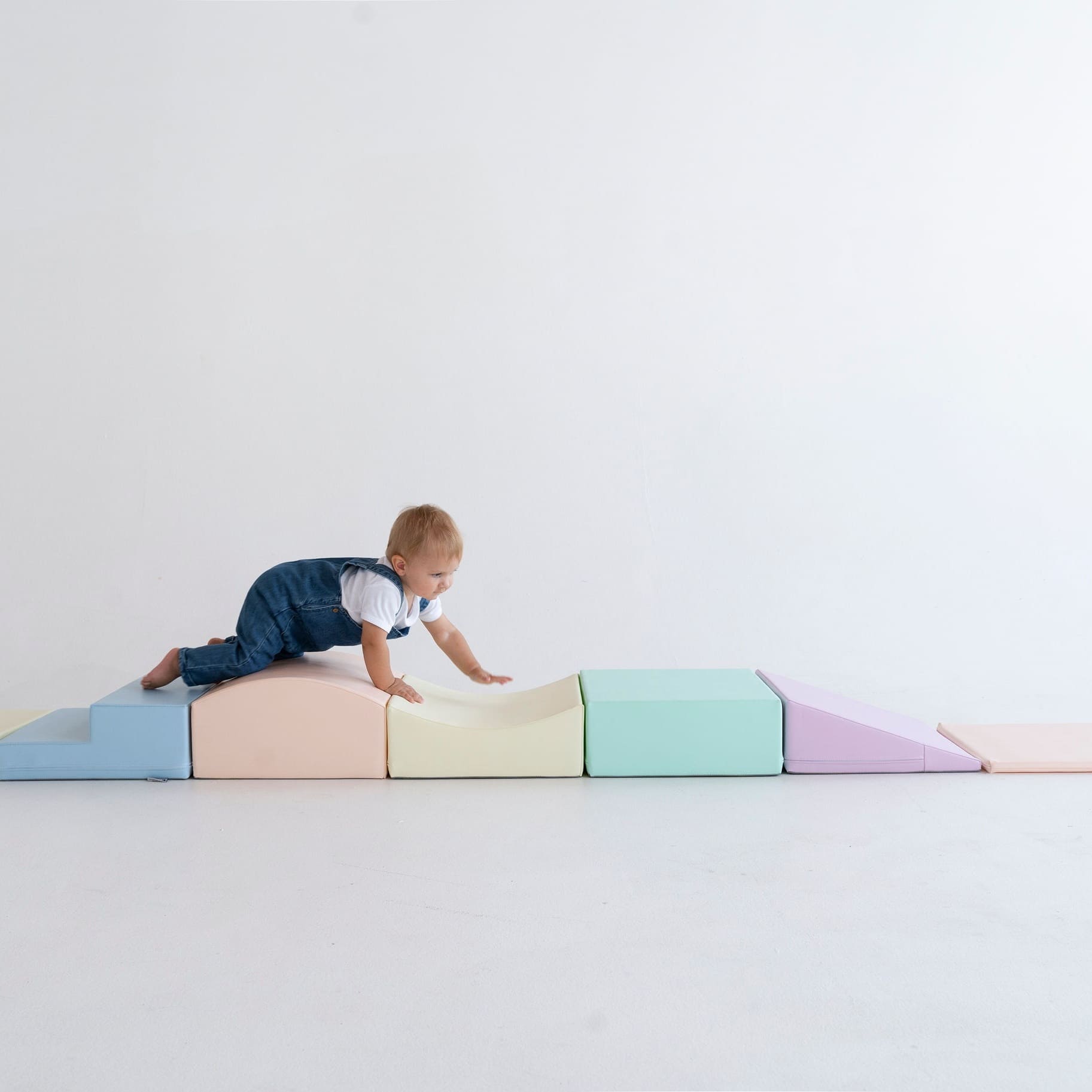 Soft Play Set - Little Crawler