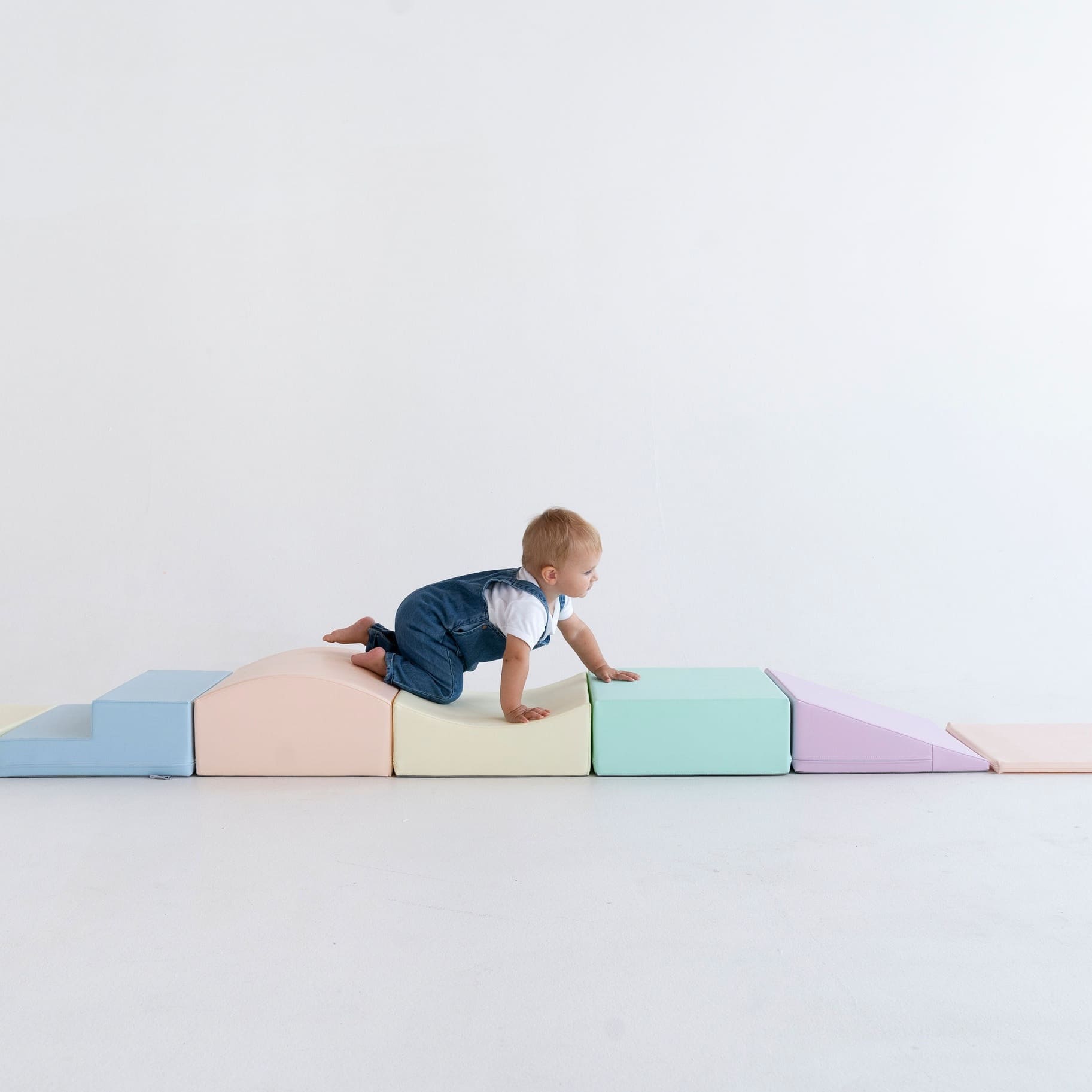 Soft Play Set - Little Crawler