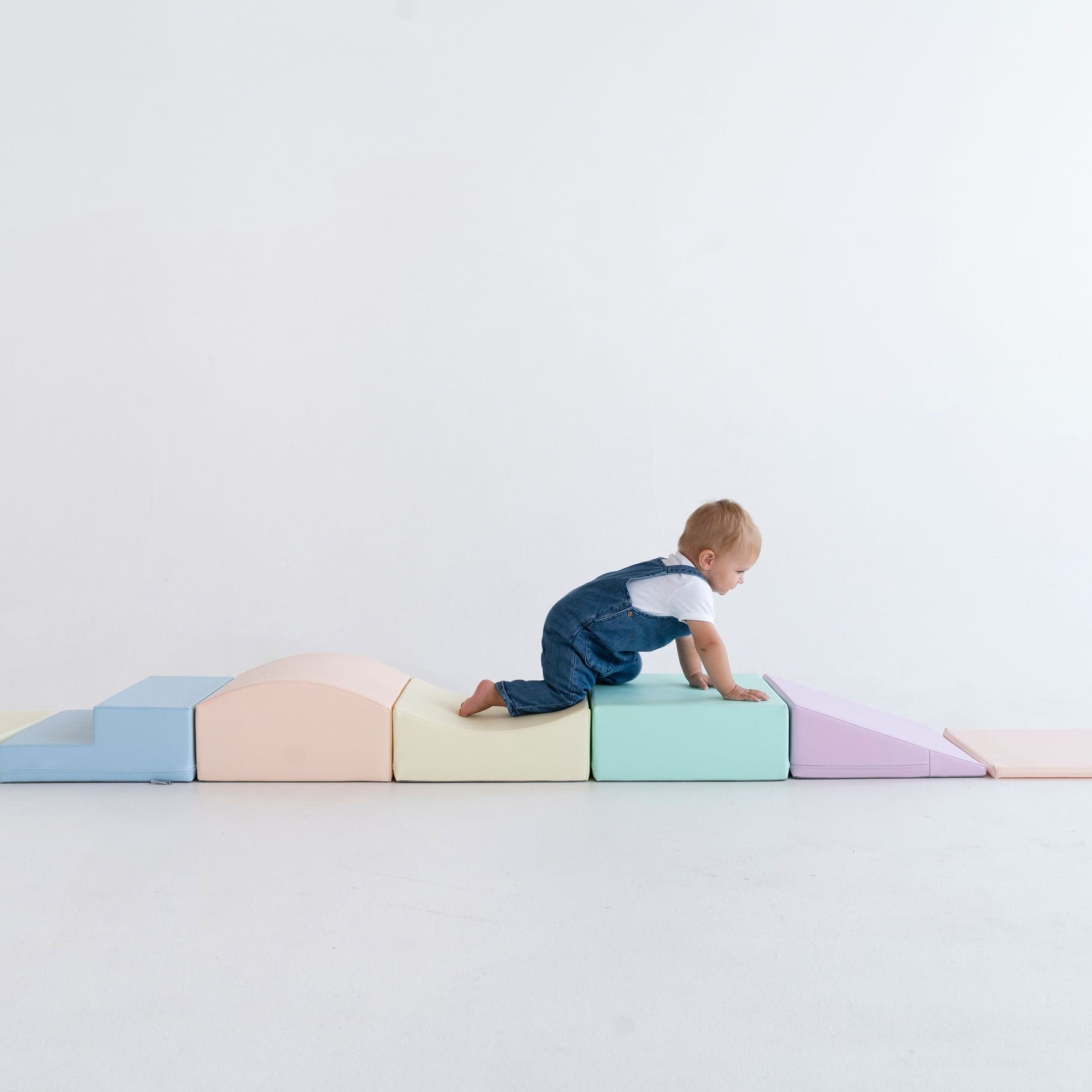 Soft Play Set - Little Crawler