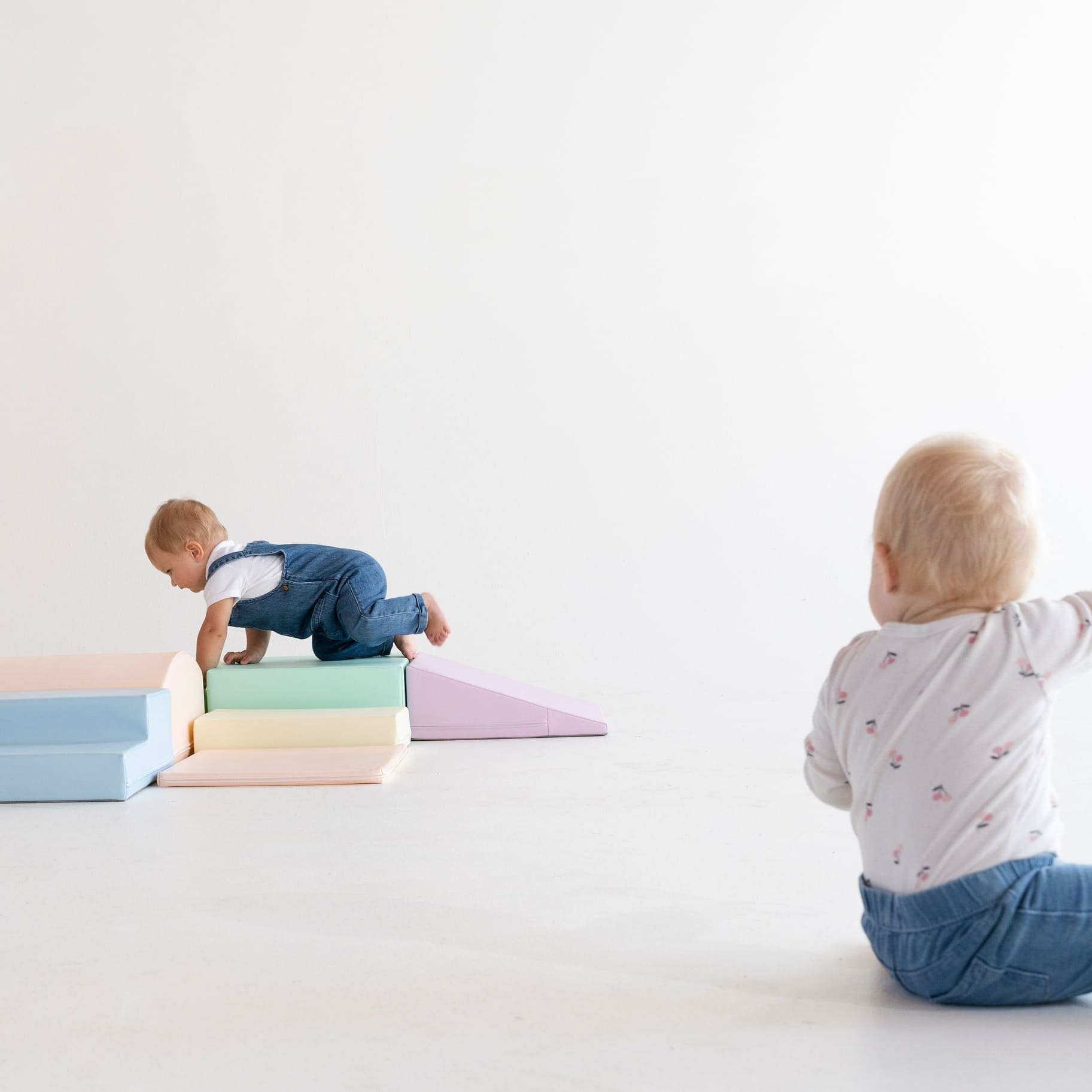 Soft Play Set - Little Crawler